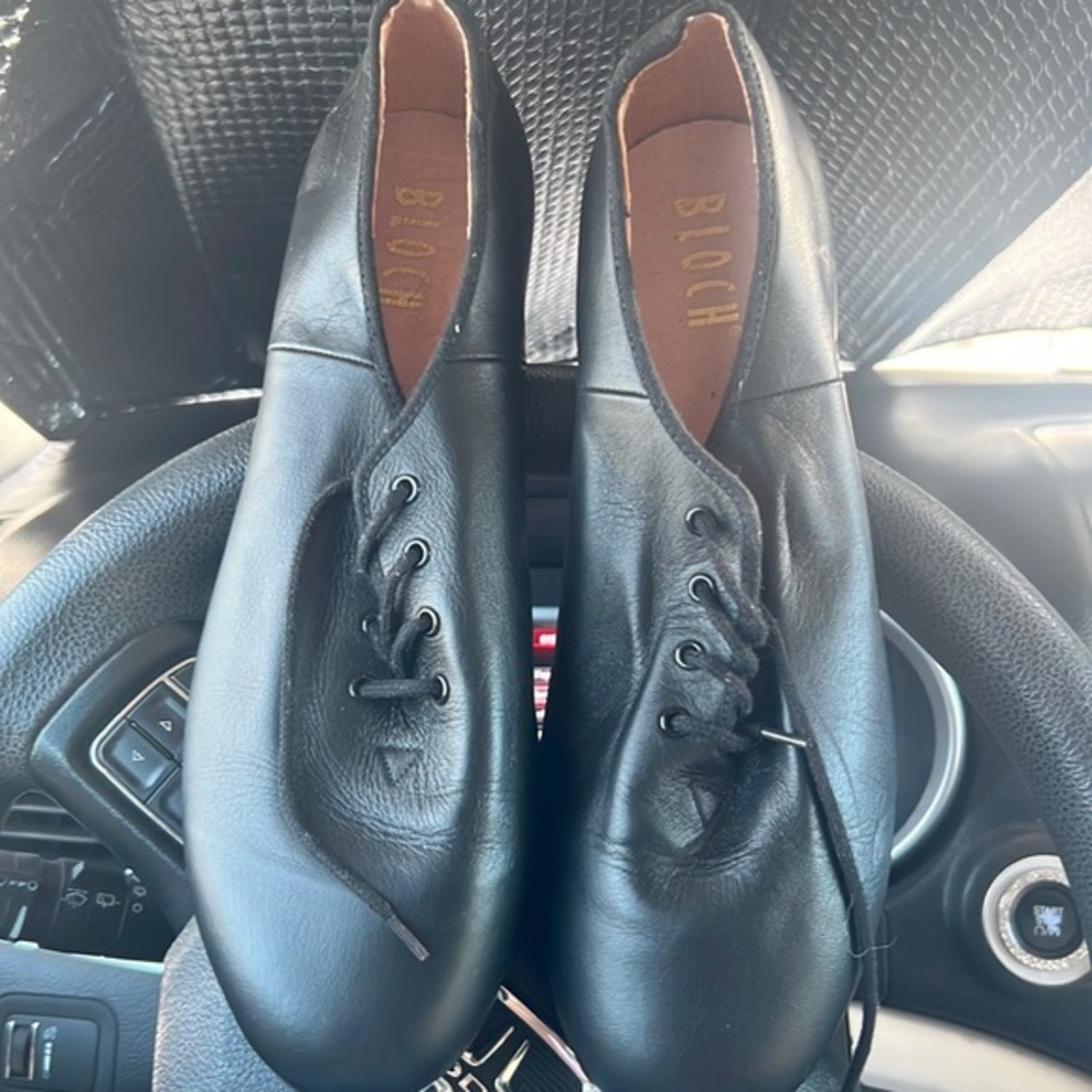 BLOCH Tap shoes SIZE 12